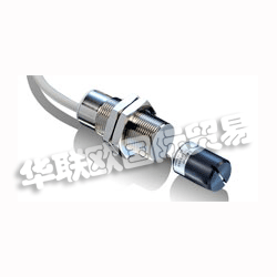 　　BAUMER磁式角度傳感器介紹：  　　高達(dá)360°轉(zhuǎn)角的絕對(duì)位置探測(cè)，分辨率高達(dá)0.09°。線性模擬輸出信號(hào)，無(wú)磨損、防污垢。  　　非接觸磁式角度傳感器測(cè)量轉(zhuǎn)角范圍可達(dá)360°分辨率高達(dá)0.09°，并且完全無(wú)磨損。