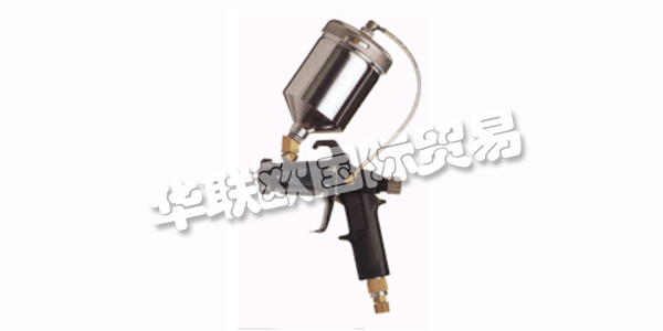 METACAP現(xiàn)任經(jīng)理Gerhard W. Schickhardt于1987年成立了這家企業(yè)，目的是生產(chǎn)一種由他自己開(kāi)發(fā)的噴槍?zhuān)鼘⒂推崃鞅３衷谝粋€(gè)氣套中，從而探測(cè)噴霧。