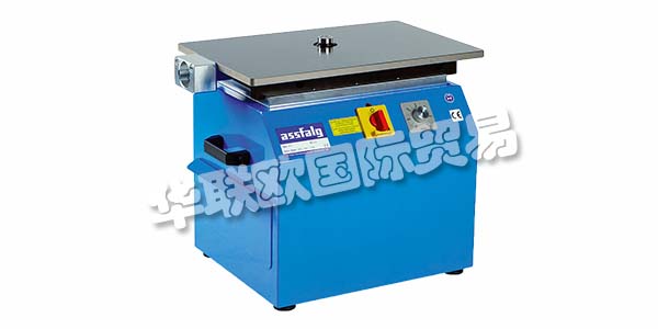德國ASSFALG主要產(chǎn)品：ASSFALG磨床、磨邊機、倒角機、銑邊機等。ASSFALG公司的歷史始于1932年，當時的老板Ronald Assfalg的祖父和Junior Christian Assfalg的曾祖父已經(jīng)建立了Assfalg業(yè)務。他從第二次世界大戰(zhàn)后高度需求的工具開始。工具和工具機器在金屬加工行業(yè)中得到廣泛應用，因此Assfalg在其程序中包括倒角和去毛刺機器。從現(xiàn)在起Assfalg的發(fā)展，牛逼，他的ACE金屬，因為技術要求和機器的spezialisations占了上風。