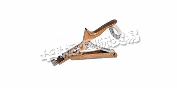 德國BEDNORZ主要產(chǎn)品：BEDNORZ密封件、緊固件等。BEDNORZ始于1968年，他們公司開始開發(fā)和生產(chǎn)工業(yè)瓶蓋。最初開始于家庭擁有的車庫，在接下來的幾年里擴展到大規(guī)模生產(chǎn)，為了一個大廳的目的，建在法蘭克福機場附近。