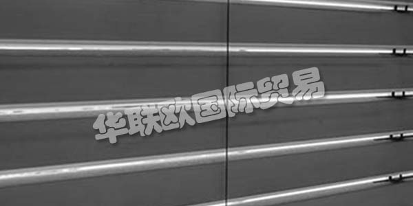 ORLITA公司自1991年開始運(yùn)營(yíng)。從一開始，他們就在波蘭和全球市場(chǎng)上的防曬領(lǐng)域擁有數(shù)十年的經(jīng)驗(yàn)!他們專業(yè)生產(chǎn)外部百葉窗和其他防曬設(shè)備，如百葉窗，遮陽(yáng)篷和織物百葉窗。根據(jù)“質(zhì)量將自他保護(hù)”的原則，他們專注于高品質(zhì)的產(chǎn)品，有競(jìng)爭(zhēng)力的價(jià)格，同時(shí)使用最好的材料。這導(dǎo)致了廣泛的技術(shù)解決方案和多種顏色。