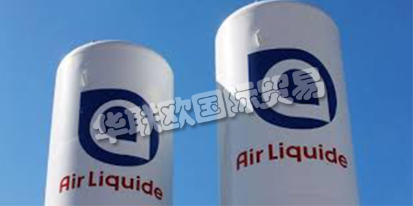 法國(guó)AIR LIQUIDE主要產(chǎn)品：AIR LIQUIDE泵、廢液泵等。AIR LIQUIDE集團(tuán)誕生于巴黎EcoleSupérieuredePhysique et Chimie Industrielle的兩名年輕畢業(yè)生。作為一名受到啟發(fā)且有時(shí)甚至是古怪的研究人員，Georges Claude在巴黎公交車(chē)庫(kù)進(jìn)行了兩年不懈的實(shí)驗(yàn)后，成功地完善了液化空氣的過(guò)程。他的合伙人保羅·德洛姆(Paul Delorme)是一位審慎的遠(yuǎn)見(jiàn)卓識(shí)者，盡管有財(cái)務(wù)方面的考慮，但他毫不猶豫地支持這個(gè)工業(yè)項(xiàng)目，并提供了至關(guān)重要的初期投資。這家年輕的公司迅速吸引了24位股東的投資，而液化空氣公司的偉大冒險(xiǎn)開(kāi)始了。